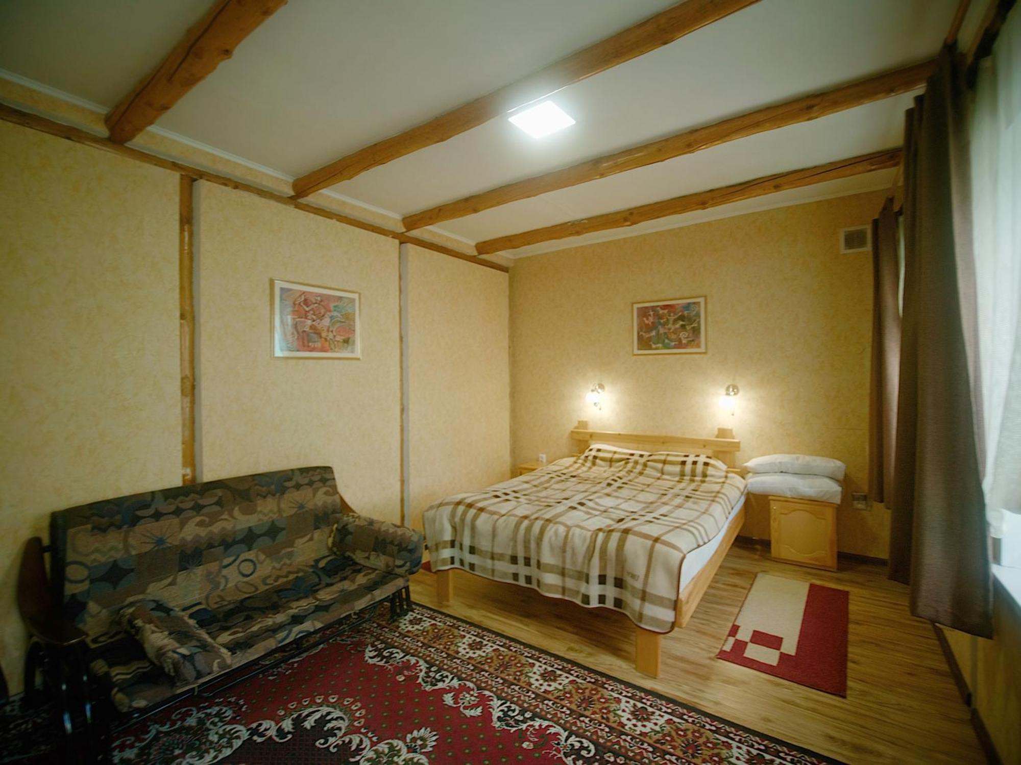 Guesthouse Alakol Karakol Esterno foto