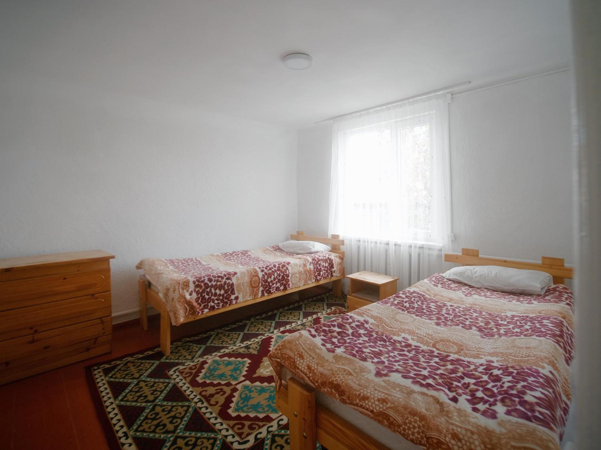 Guesthouse Alakol Karakol Esterno foto
