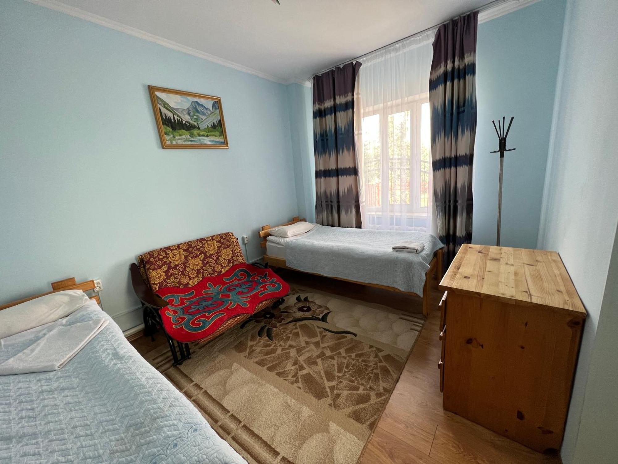 Guesthouse Alakol Karakol Esterno foto